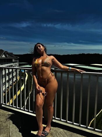 Full leaked Shantall herrera private photo