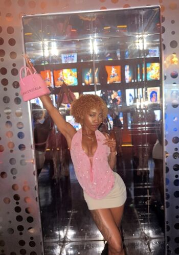Full leaked Shapedbylondon private photo