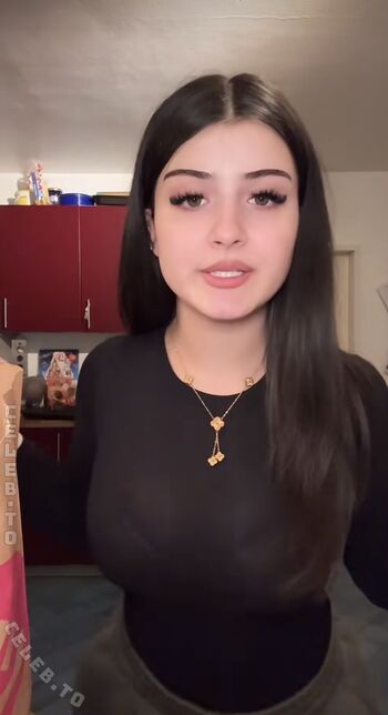 Full leaked Shathi private onlyfans photo