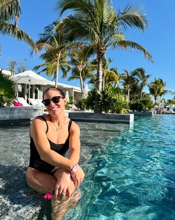 Full leaked Shawn johnson page private photo