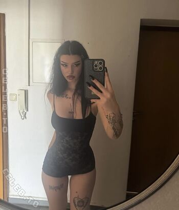 Full leaked Shawtysuzi private photo