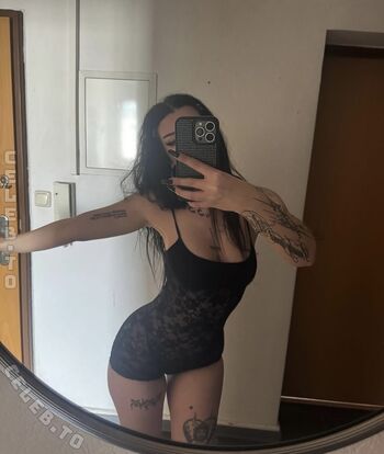 Full leaked Shawtysuzi private photo