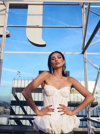 Full leaked Shay mitchell page private photo