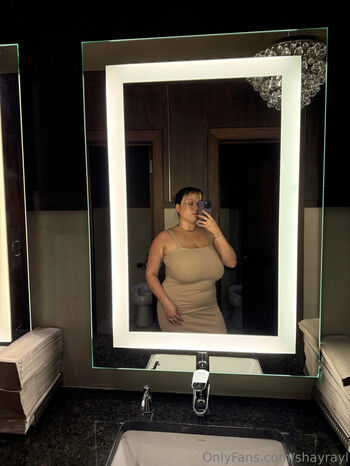 Full leaked Shayrayl private onlyfans photo