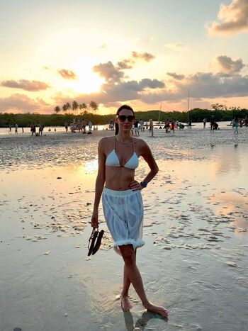 Full leaked Sheilla castro private onlyfans photo