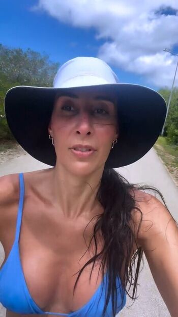 Full leaked Sheilla castro private photo