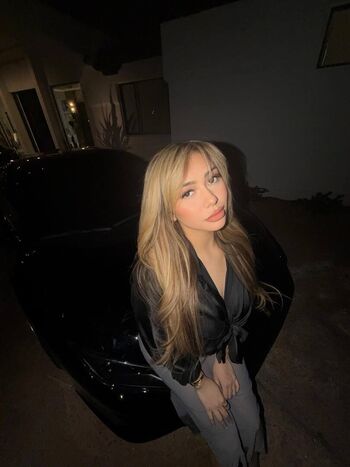 Full leaked Shelseeparlin private onlyfans photo