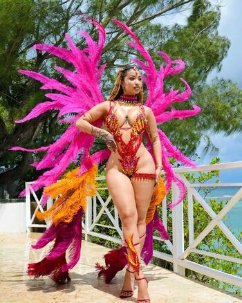 Full leaked Shenseea private onlyfans photo