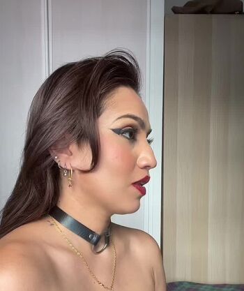 Full leaked Sheraz desi private onlyfans photo