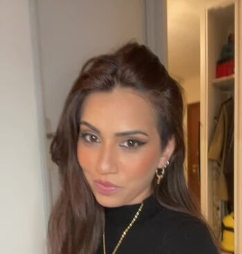 Full leaked Sheraz desi private onlyfans photo