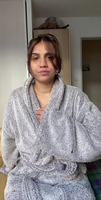 Full leaked Sheraz desi private onlyfans photo