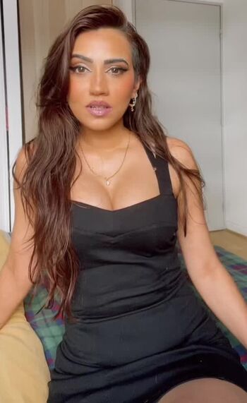 Full leaked Sheraz desi private onlyfans photo