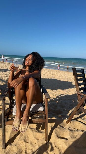 Full leaked Sheron menezes private onlyfans photo