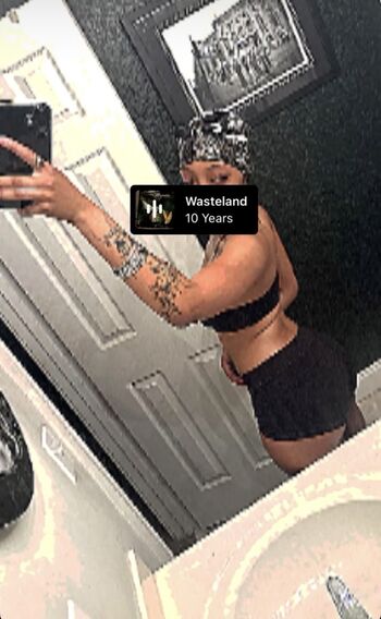 Full leaked Sheworeblacktoo private photo