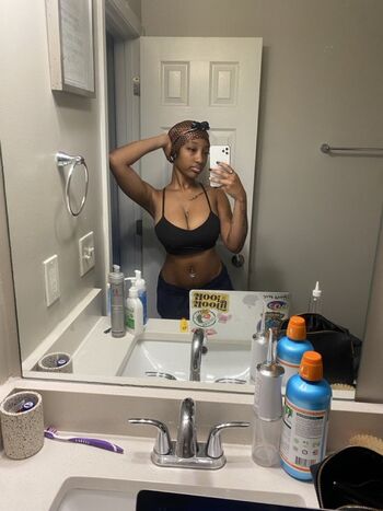 Full leaked Sheworeblacktoo private photo