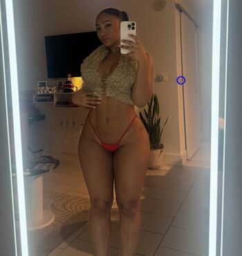 Full leaked Shey starr private photo