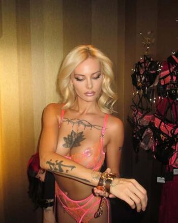 Full leaked Shia snow private onlyfans photo