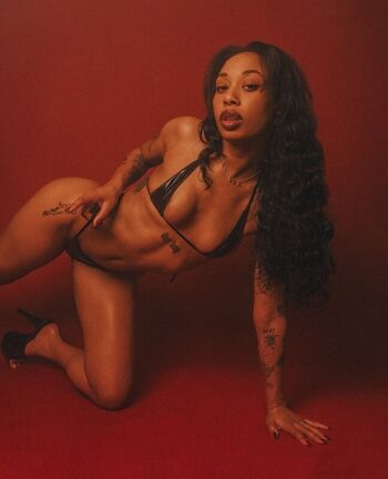 Full leaked Shiksababy private photo