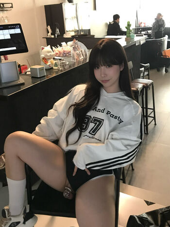 Full leaked Shiliuyelei private photo