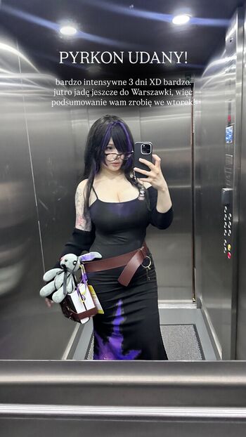 Full leaked Shini waifu page private photo