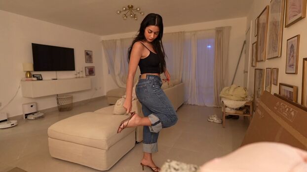 Full leaked Shirin azami page private onlyfans photo