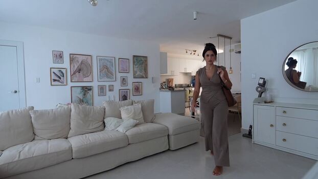 Full leaked Shirin azami private onlyfans photo