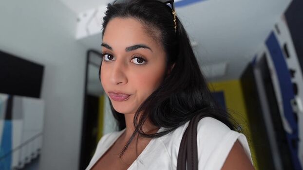 Full leaked Shirin azami page private photo