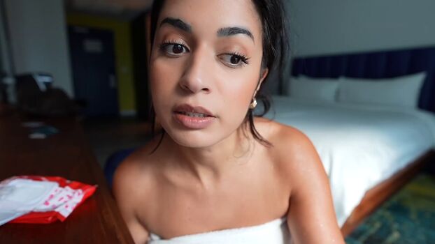 Full leaked Shirin azami page private photo