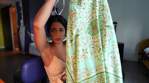 Full leaked Shirin azami page private photo