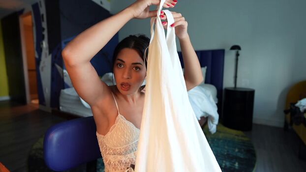 Full leaked Shirin azami page private photo