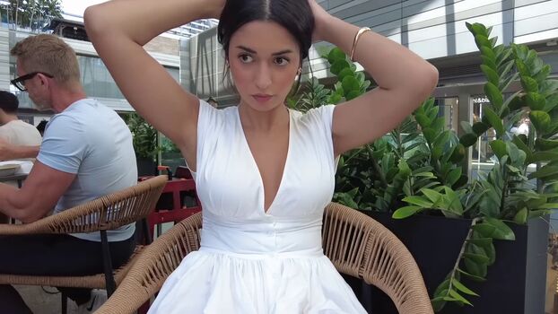 Full leaked Shirin azami page private photo
