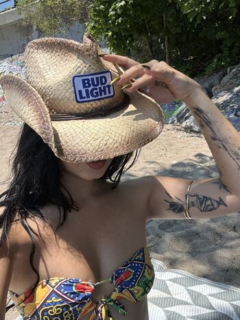 Full leaked Shirin yfr private onlyfans photo