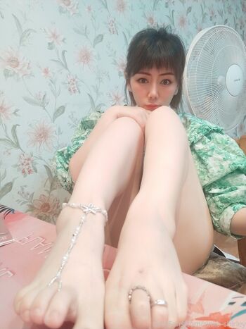 Full leaked Shirley pinksoles page private onlyfans photo