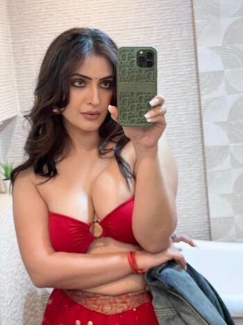 Full leaked Shivangi verma private photo