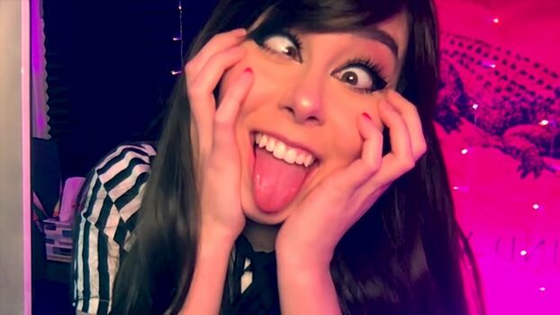 Full leaked Shoenhead page private onlyfans photo