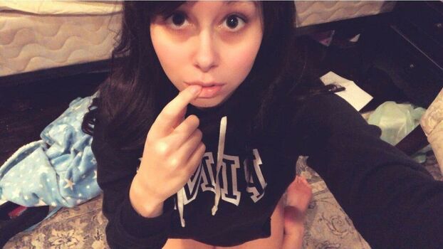 Full leaked Shoenhead private onlyfans photo