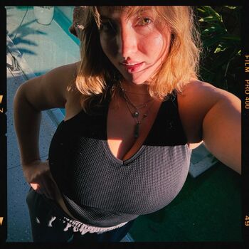 Full leaked Shona colson private photo