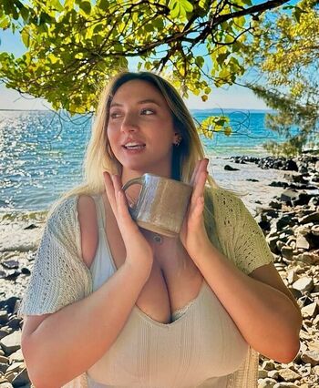 Full leaked Shonacolson private photo