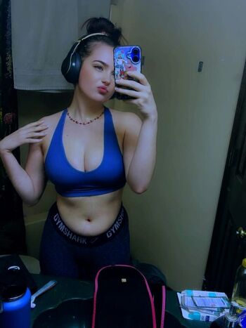 Full leaked Shortymay private photo