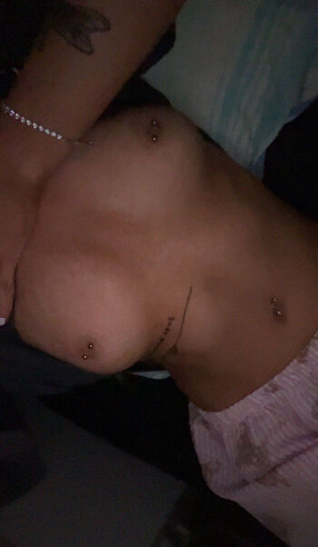 Full leaked Show your girlfriend page private onlyfans photo