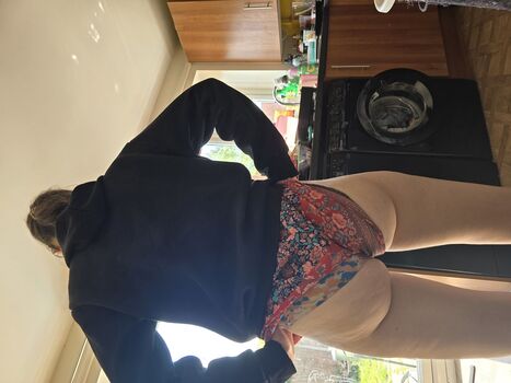 Show Your Girlfriend