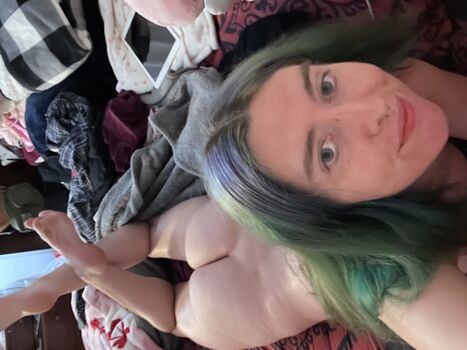 Full leaked Show your girlfriend private photo