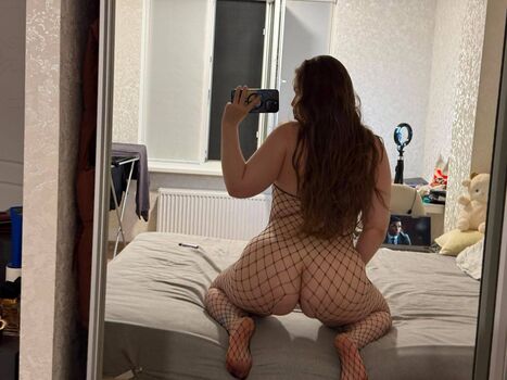 Full leaked Show your girlfriend private photo