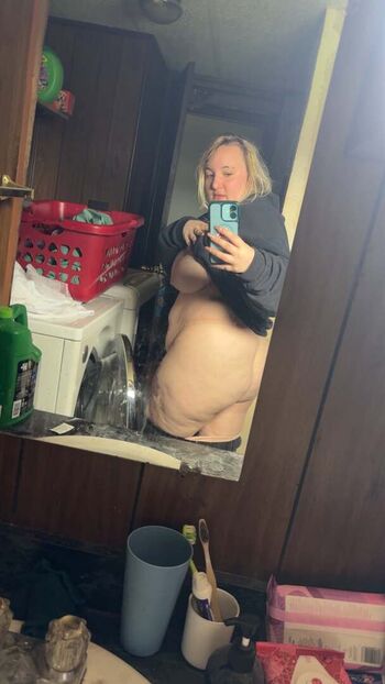 Full leaked Show your girlfriend private photo