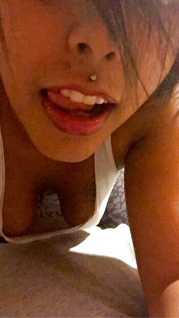 Show Your Girlfriend