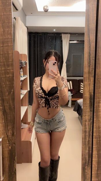 Full leaked Shrishty private photo