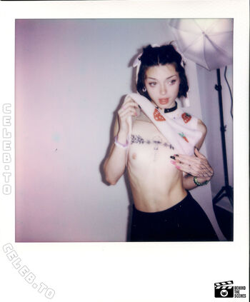 Full leaked Shrooms q private photo