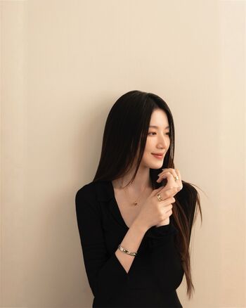 Full leaked Shuhua page private photo