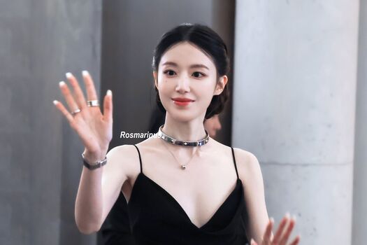 Full leaked Shuhua page private photo