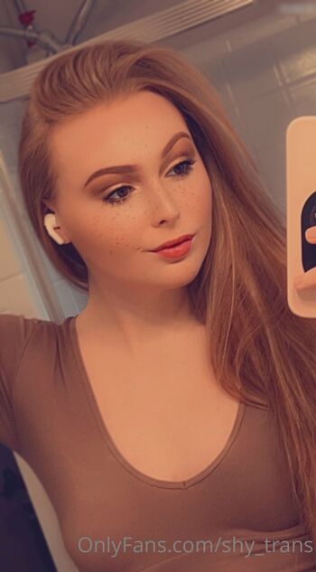 Full leaked Shy trans private photo